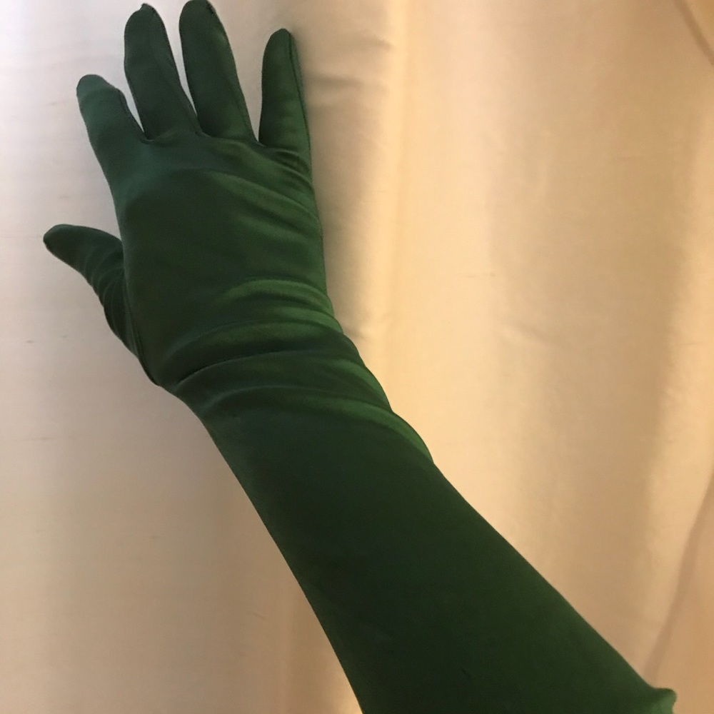 Green dress gloves